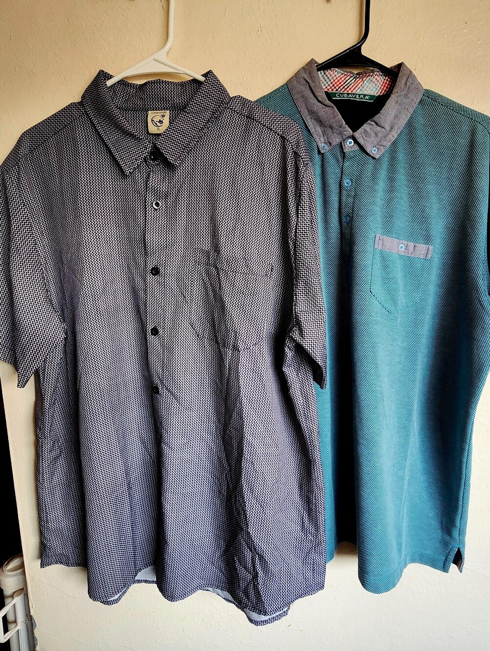 Cubavera Casual Teal & Grey Short-Sleeve Polo-Style Shirt & Hardaddy Bundle